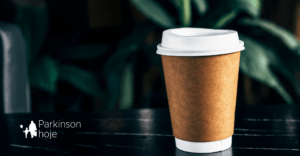 Leia mais sobre o artigo Café, exercícios e álcool com moderação reduzem a progressão do Parkinson
